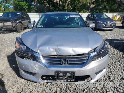 Piąte zdjęcie samochodu w środku: 2013 HONDA ACCORD LX VIN:1HGCR2F35DA086150 - miniatura
