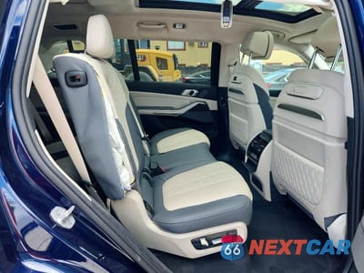Zdjęcie 10 z 12 samochodu: 2024 BMW X7 XDRIVE40I VIN:5UX23EM05R9T29193 - miniatura