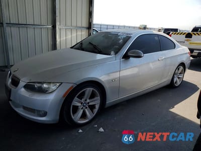 2008 BMW 335 I WBAWB73548P041915 - główne zdjęcie licytacji z USA - miniatura
