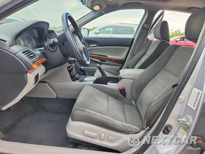Zdjęcie 7 z 12 samochodu: 2011 HONDA ACCORD EX VIN:1HGCP2F74BA045403 - miniatura