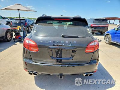 Zdjęcie 6 z 14 samochodu: 2014 PORSCHE CAYENNE TURBO VIN:WP1AC2A26ELA87317 - miniatura