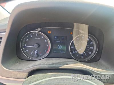 Zdjęcie 9 z 12 samochodu: 2017 HYUNDAI ELANTRA SE VIN:5NPD84LF9HH050086 - miniatura