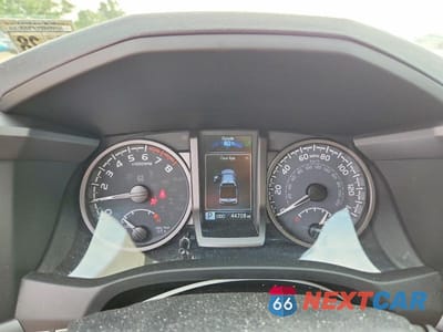 Zdjęcie 9 z 12 samochodu: 2023 TOYOTA TACOMA TRD SPORT VIN:3TMCZ5AN0PM558481 - miniatura