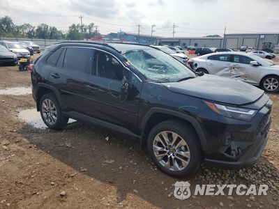 Czwarte zdjęcie samochodu z boku: 2025 TOYOTA RAV4 XLE PREMIUM VIN:2T3A1RFV5SW629308 - miniatura