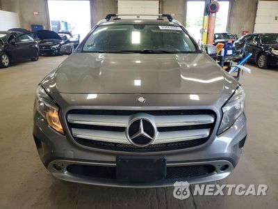 Piąte zdjęcie samochodu w środku: 2015 MERCEDES-BENZ GLA 250 4MATIC VIN:WDCTG4GB6FJ119756 - miniatura