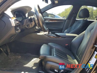 Zdjęcie 7 z 12 samochodu: 2019 BMW 540 XI VIN:WBAJE7C51KWW14543 - miniatura
