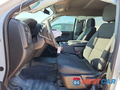 Zdjęcie 7 z 12 samochodu: 2024 CHEVROLET SILVERADO K1500 VIN:3GCUDAED7RG140885 - miniatura