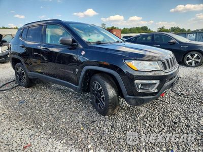 Czwarte zdjęcie samochodu z boku: 2019 JEEP COMPASS TRAILHAWK VIN:3C4NJDDB7KT748157 - miniatura