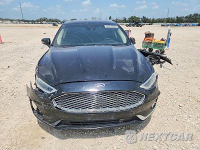 Piąte zdjęcie samochodu w środku: 2019 FORD FUSION TITANIUM VIN:3FA6P0D93KR123007 - miniatura