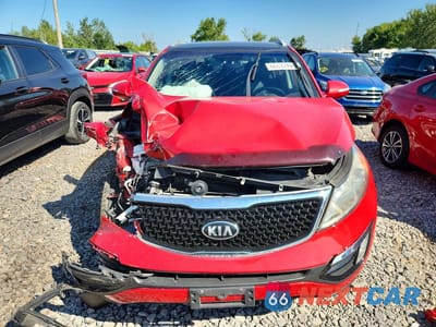 Piąte zdjęcie samochodu w środku: 2014 KIA SPORTAGE EX VIN:KNDPCCAC5E7616212 - miniatura