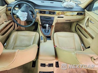 Zdjęcie 8 z 13 samochodu: 2006 BMW 330 I VIN:WBAVB33576KR81446 - miniatura