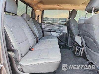 Zdjęcie 10 z 12 samochodu: 2020 RAM 1500 BIG HORN/LONE STAR VIN:1C6RREFTXLN152572 - miniatura