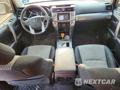 Zdjęcie 8 z 12 samochodu: 2016 TOYOTA 4RUNNER SR5 VIN:JTEBU5JR2G5285977 - miniatura