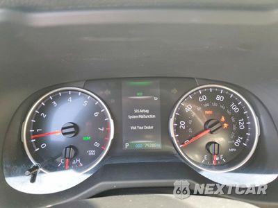 Zdjęcie 9 z 14 samochodu: 2021 TOYOTA RAV4 XLE VIN:2T3W1RFV8MC155266 - miniatura