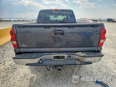 Zdjęcie 6 z 13 samochodu: 2003 CHEVROLET SILVERADO K1500 VIN:1GCEK19T13E331695 - miniatura