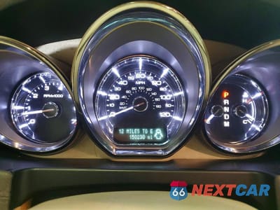Zdjęcie 9 z 13 samochodu: 2012 LINCOLN MKT VIN:2LMHJ5AT4CBL50207 - miniatura
