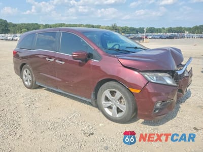 Czwarte zdjęcie samochodu z boku: 2020 HONDA ODYSSEY EXL VIN:5FNRL6H7XLB053796 - miniatura