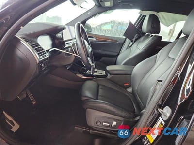 Zdjęcie 7 z 12 samochodu: 2023 BMW X3 M40I VIN:5UX83DP01P9S63996 - miniatura
