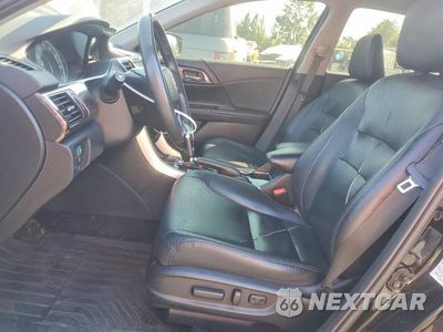 Zdjęcie 7 z 12 samochodu: 2016 HONDA ACCORD TOURING VIN:1HGCR3F94GA018100 - miniatura