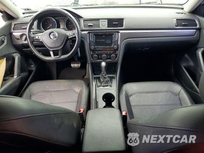 Zdjęcie 8 z 12 samochodu: 2017 VOLKSWAGEN PASSAT R-LINE VIN:1VWDT7A34HC075933 - miniatura