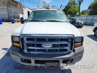 Piąte zdjęcie samochodu w środku: 2006 FORD F350 SRW SUPER DUTY VIN:1FDSF30566EC11960 - miniatura