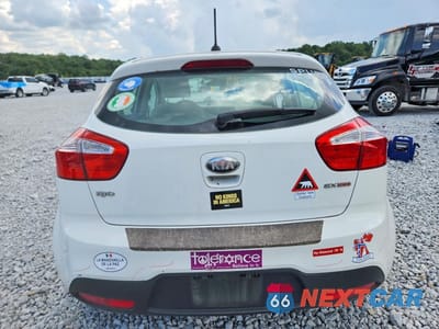Zdjęcie 6 z 12 samochodu: 2013 KIA RIO 5-DOOR EX VIN:KNADN5A33D6284717 - miniatura