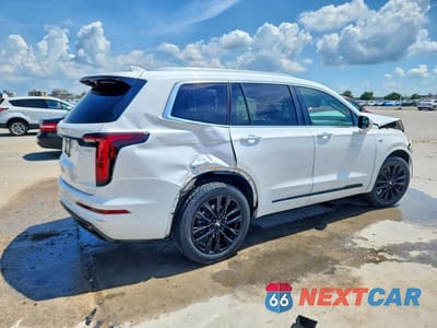 Trzecie zdjęcie samochodu z tyłu: 2021 CADILLAC XT6 PREMIUM LUXURY VIN:1GYKPCRS8MZ226051 - miniatura
