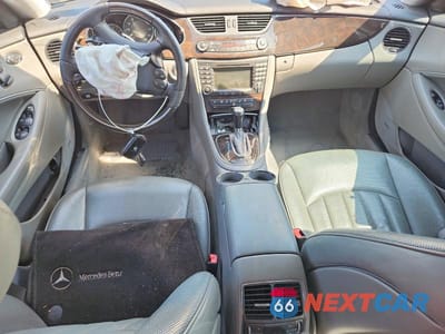 Zdjęcie 8 z 13 samochodu: 2006 MERCEDES-BENZ CLS 500C VIN:WDDDJ75X36A021821 - miniatura