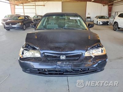 Piąte zdjęcie samochodu w środku: 2002 HONDA ACCORD EX VIN:JHMCG66882C017234 - miniatura