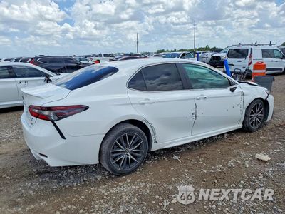 Trzecie zdjęcie samochodu z tyłu: 2021 TOYOTA CAMRY SE VIN:4T1G11AK8MU481255 - miniatura