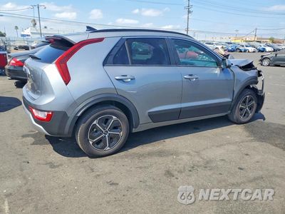 Trzecie zdjęcie samochodu z tyłu: 2026 KIA NIRO LX VIN:KNDCP3LE0T5350348 - miniatura