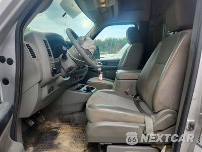 Zdjęcie 7 z 13 samochodu: 2021 NISSAN NV 2500 HD SV VIN:1N6BF0LY8MN807610 - miniatura