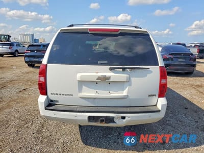 Zdjęcie 6 z 14 samochodu: 2009 CHEVROLET SUBURBAN K1500 LT VIN:1GNFK26309R165970 - miniatura