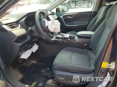 Zdjęcie 7 z 14 samochodu: 2021 TOYOTA RAV4 XLE VIN:2T3P1RFV3MW174990 - miniatura