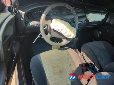 Zdjęcie 8 z 13 samochodu: 2000 FORD ESCORT ZX2 VIN:3FAKP113XYR192984 - miniatura