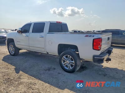 Drugie zdjęcie samochodu z przodu: 2016 CHEVROLET SILVERADO K2500 HEAVY DUTY LTZ VIN:1GC1KWE8XGF301754 - miniatura
