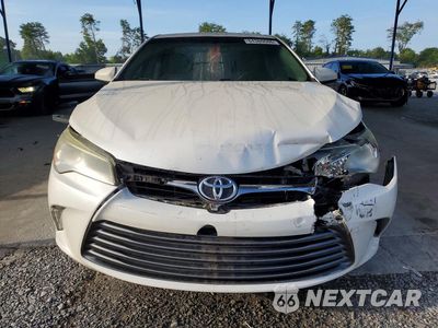Piąte zdjęcie samochodu w środku: 2016 TOYOTA CAMRY XLE VIN:4T1BF1FK2GU134805 - miniatura