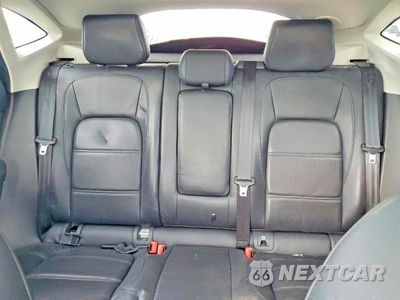 Zdjęcie 10 z 14 samochodu: 2019 JAGUAR E-PACE S VIN:SADFJ2FX9K1Z62984 - miniatura