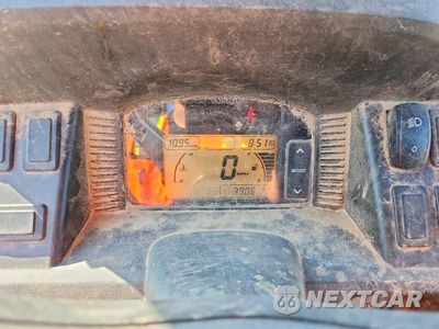 Zdjęcie 8 z 10 samochodu: 2016 JOHN DEERE XUV 590I UTILITY VEHICLE VIN:1M0590TEVGM012886 - miniatura