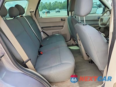 Zdjęcie 11 z 13 samochodu: 2008 FORD ESCAPE XLS VIN:1FMCU92Z48KD49806 - miniatura