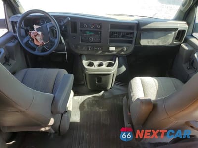 Zdjęcie 8 z 13 samochodu: 2024 CHEVROLET EXPRESS G3500 LS VIN:1GAZGNF76R1253652 - miniatura
