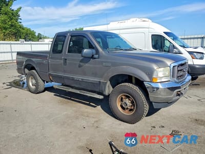 Czwarte zdjęcie samochodu z boku: 2002 FORD F250 SUPER DUTY VIN:1FTNX21LX2EC31936 - miniatura