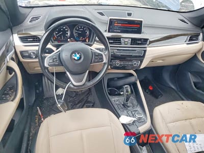 Zdjęcie 8 z 12 samochodu: 2021 BMW X1 SDRIVE28I VIN:WBXJG7C00M5T71465 - miniatura