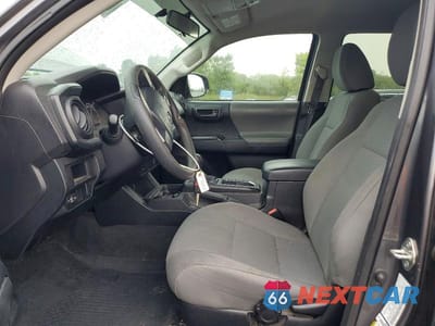 Zdjęcie 7 z 12 samochodu: 2017 TOYOTA TACOMA SR V6 VIN:5TFCZ5AN2HX055160 - miniatura