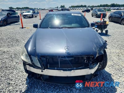 Piąte zdjęcie samochodu w środku: 2010 MERCEDES-BENZ E 350 4MATIC VIN:WDDHF8HB5AA082363 - miniatura
