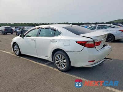 Drugie zdjęcie samochodu z przodu: 2013 LEXUS ES 300H VIN:JTHBW1GG5D2003923 - miniatura
