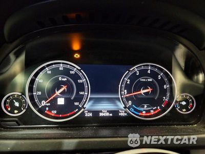 Zdjęcie 9 z 12 samochodu: 2015 BMW ALPINA B6 VIN:WBA6B4C54FD761454 - miniatura