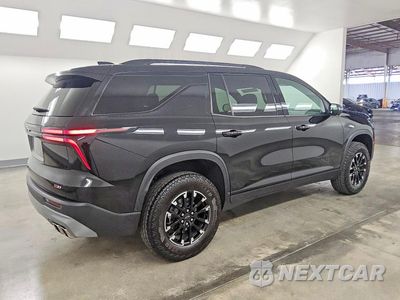 Trzecie zdjęcie samochodu z tyłu: 2025 CHEVROLET TRAVERSE Z71 VIN:1GNEVJRS2SJ129475 - miniatura