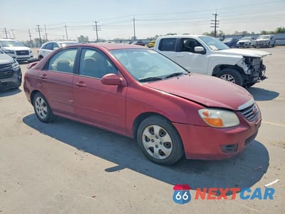 Czwarte zdjęcie samochodu z boku: 2007 KIA SPECTRA LX VIN:KNAFE121075438695 - miniatura