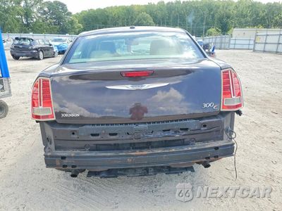Zdjęcie 6 z 12 samochodu: 2013 CHRYSLER 300C VIN:2C3CCAEG5DH565740 - miniatura
